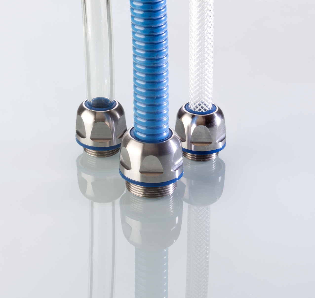 Presse-étoupe PFLITSCH blueglobe M8x1 - bg 208VA cp